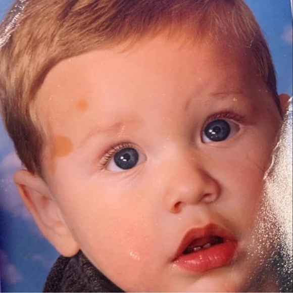 Meet your Posher, Chris - Picture 1 of 1